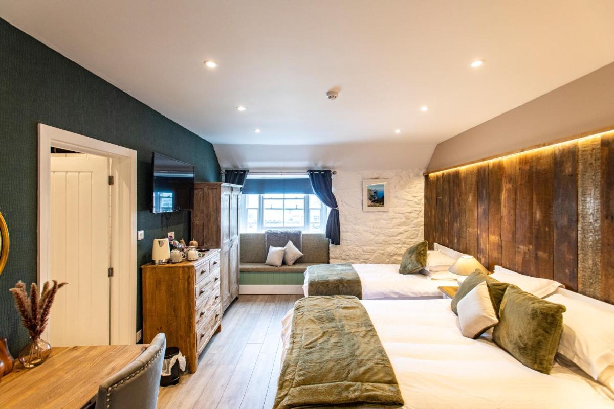 Kings Arms - Housity