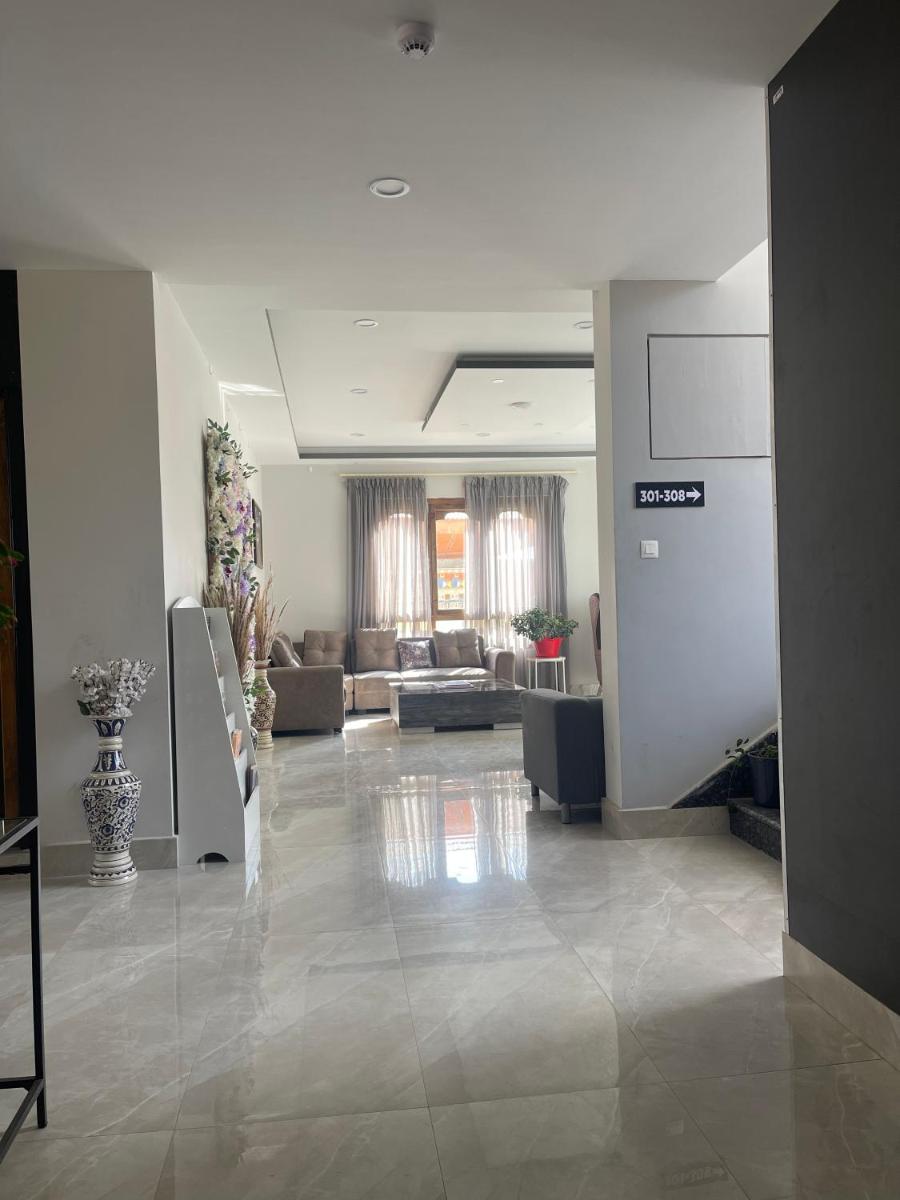 Yang Bhutan Hotel - Housity