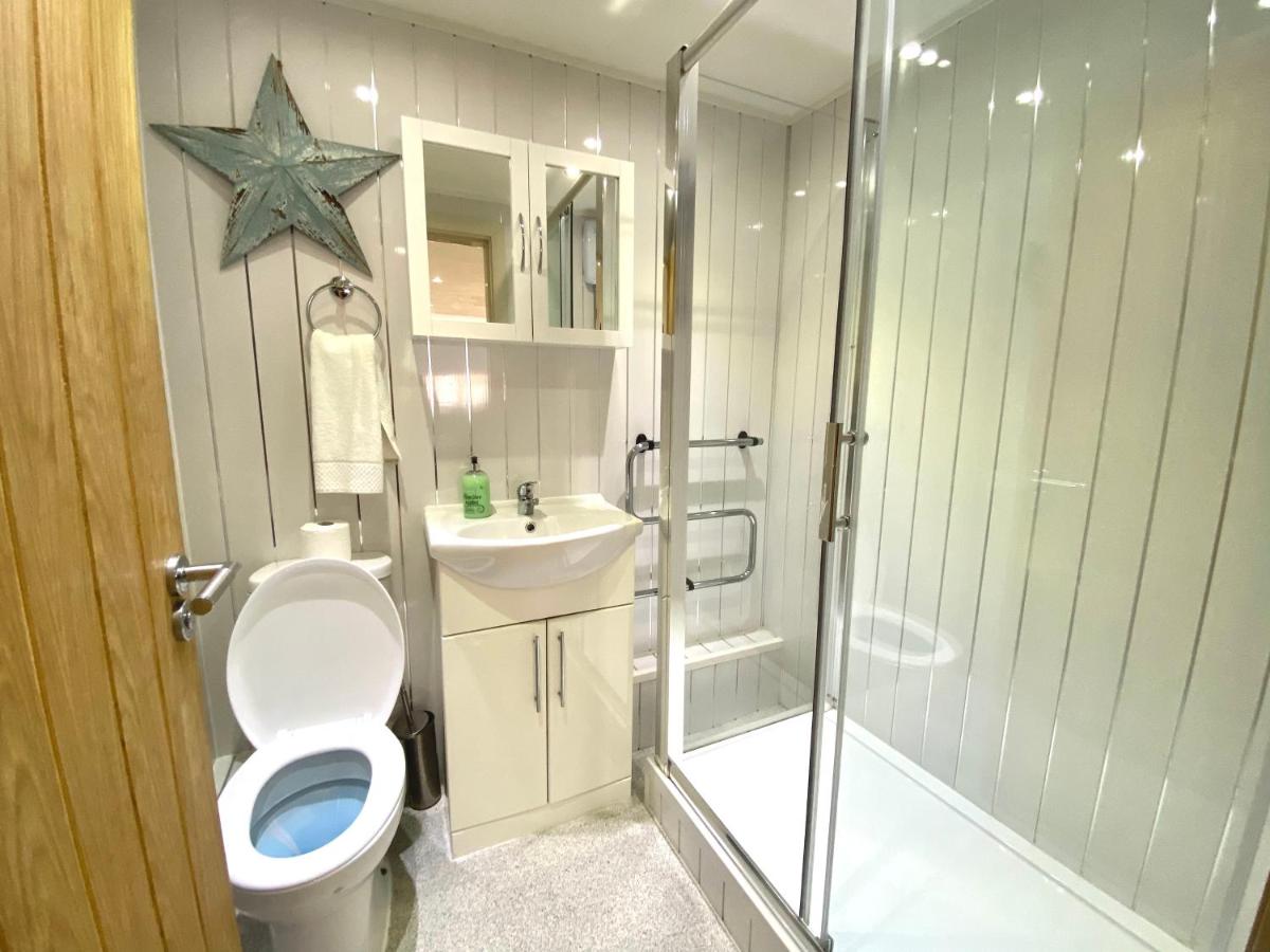 Princess Theatre Beach View Apartments by Blackpool Service Apartments - Housity