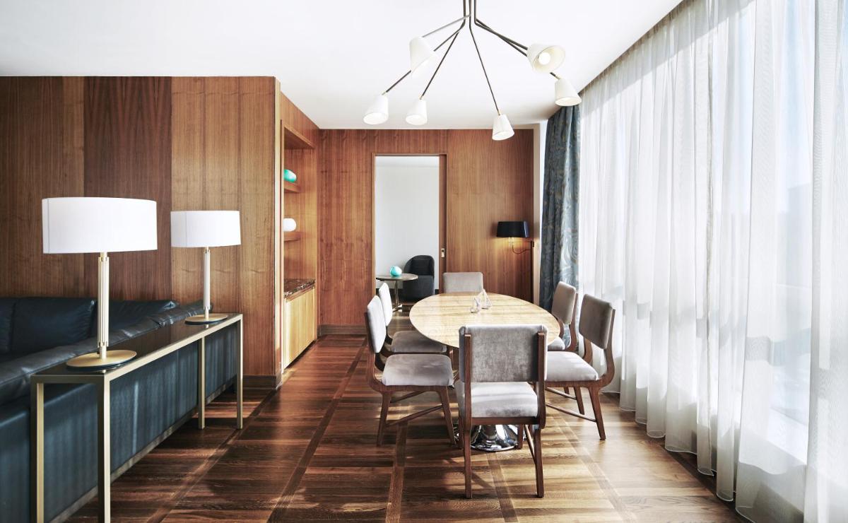 Metropol Palace, Belgrade - Housity