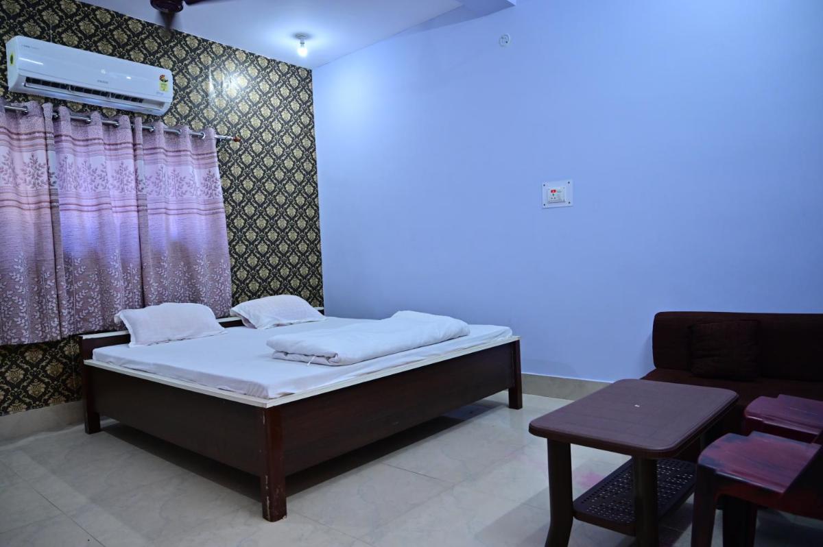 Hotel Palak - Housity