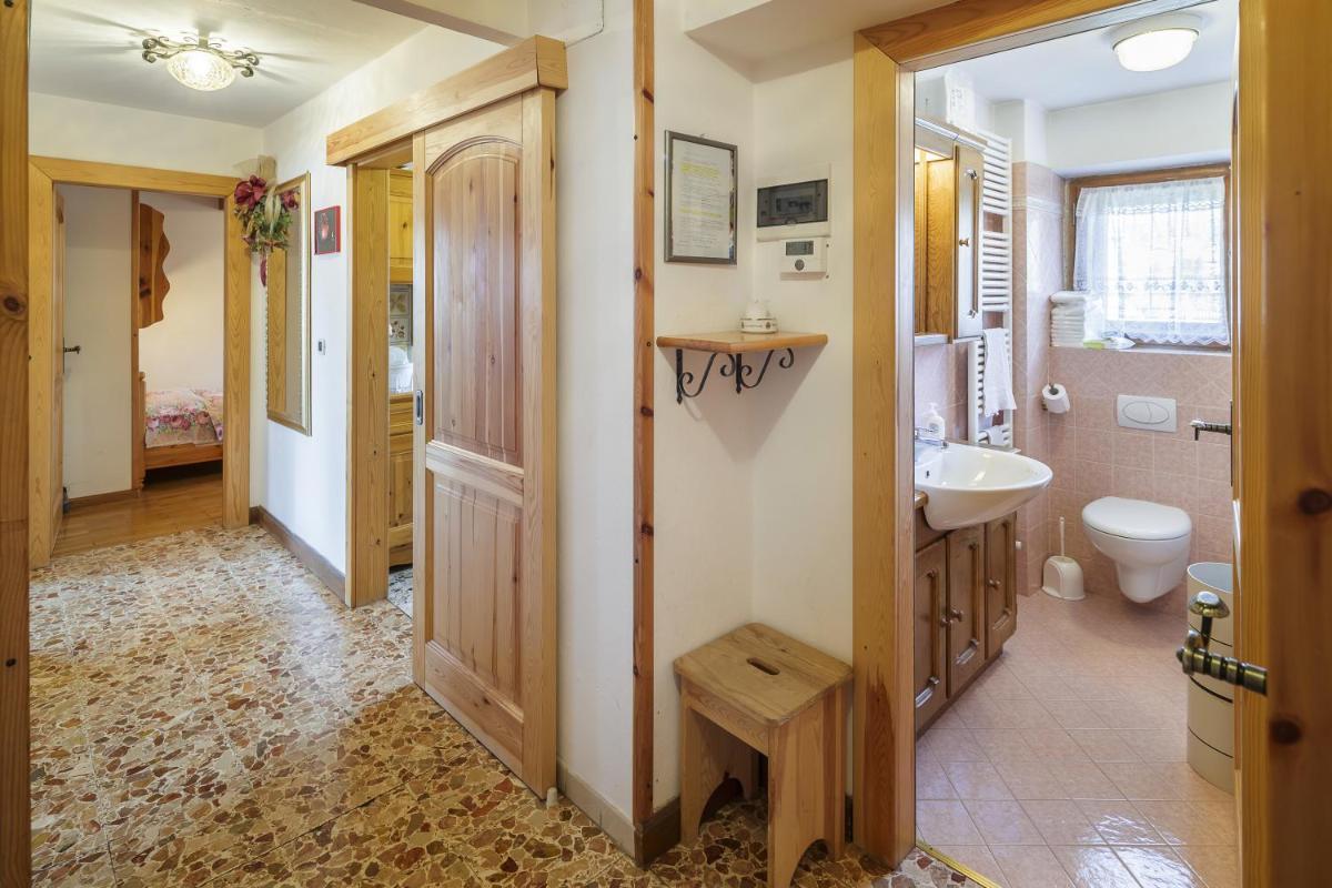 Villa Casanova - Stayincortina - Housity