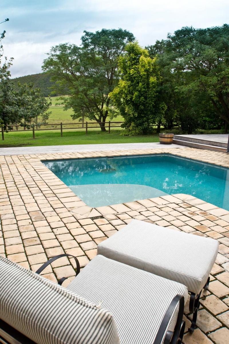 Country House at Kay & Monty - Housity