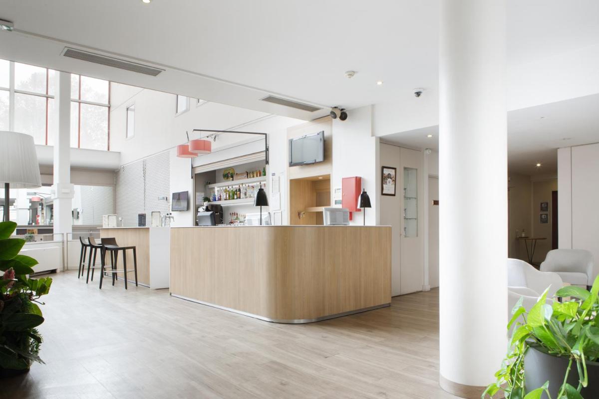 Kyriad Paris Est - Bois de Vincennes - Housity
