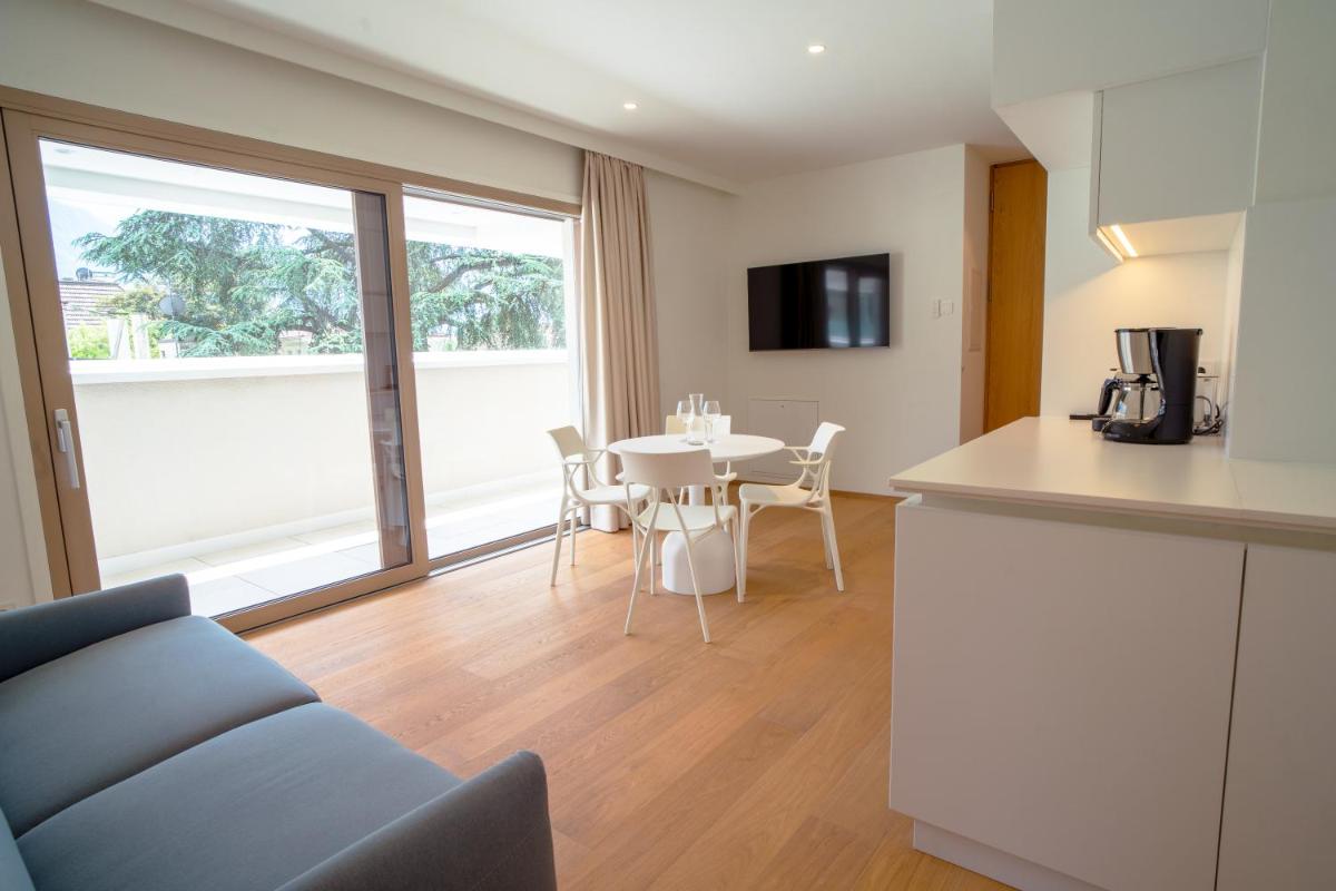 Wellness Smart Suites - Housity