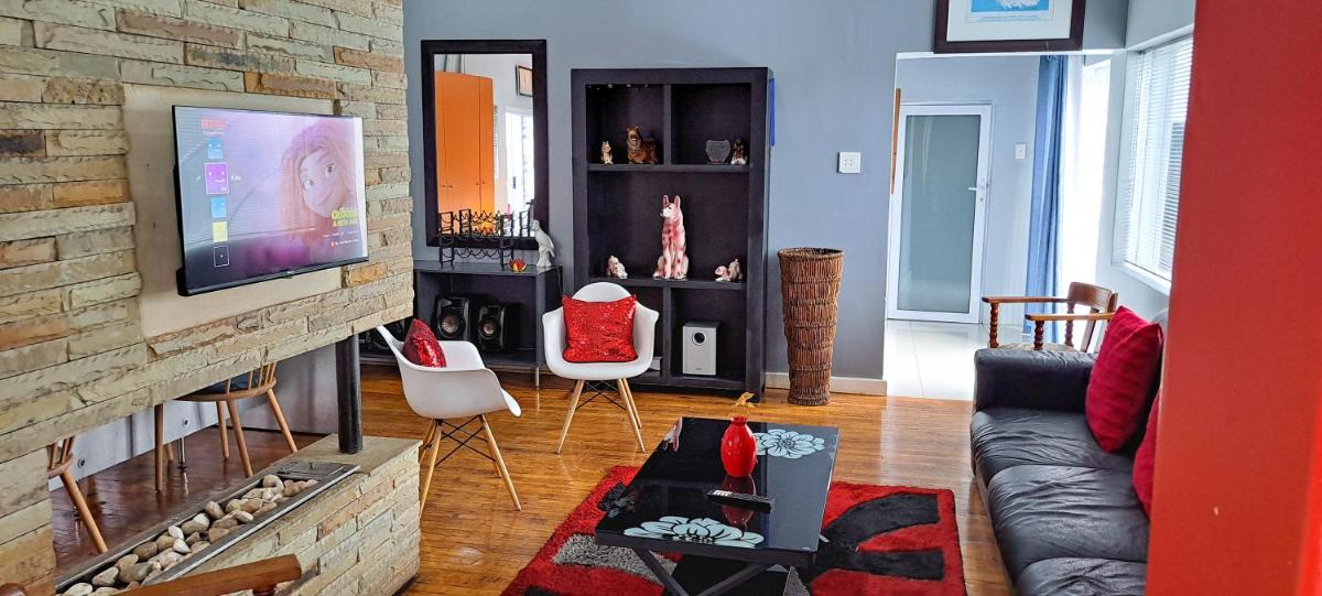 Spacious Holiday Home - Housity