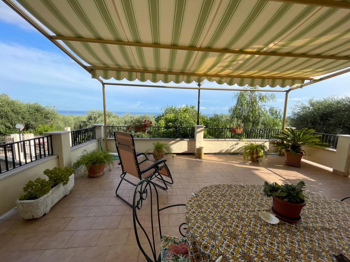 Home with amazing view - Housity