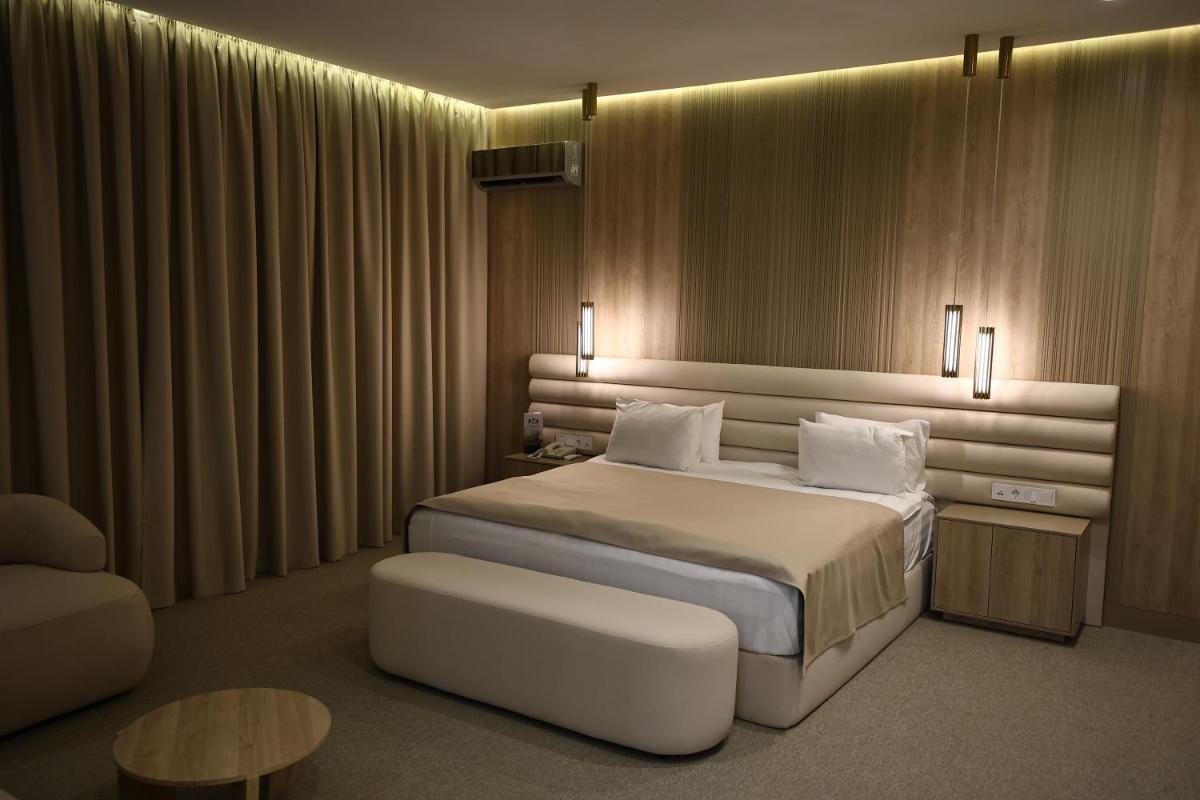 Suitetrails - Amsterdam Hotel Aktobe