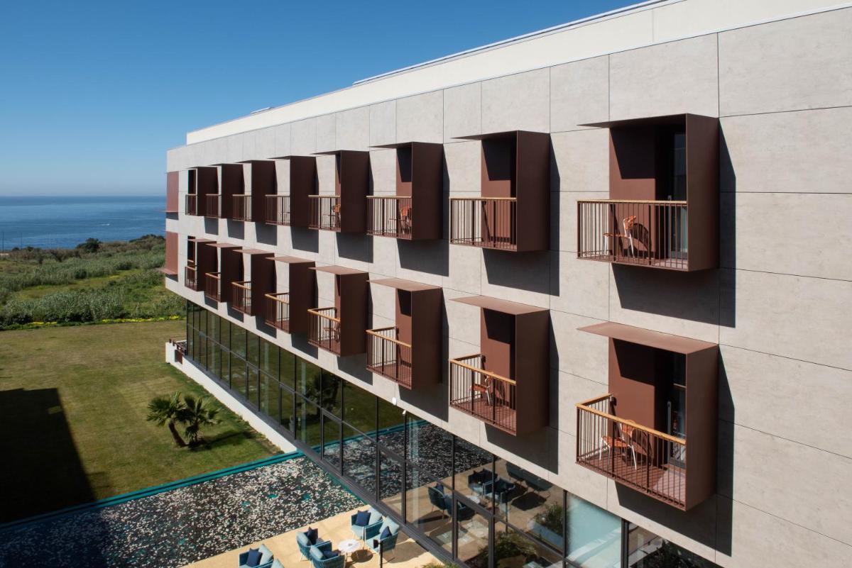 O edifício onde o hotel está situado