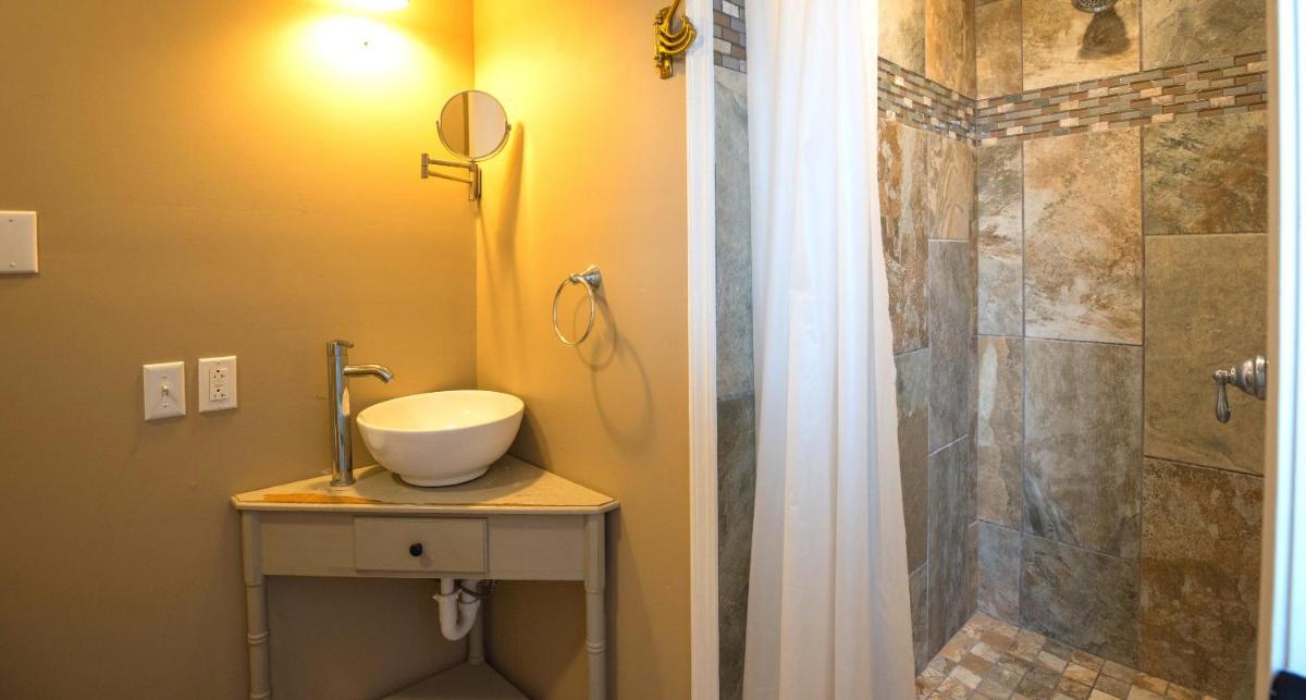 Wine View Room - Housity
