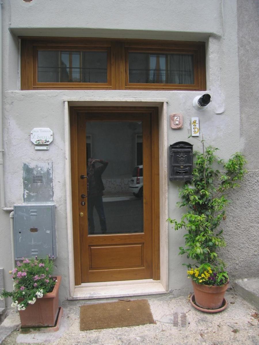 Il Sorriso - Housity