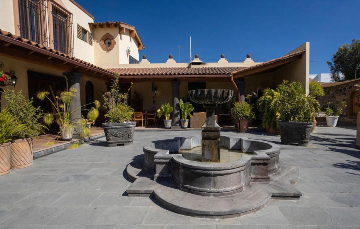 LA TOLINA - Housity