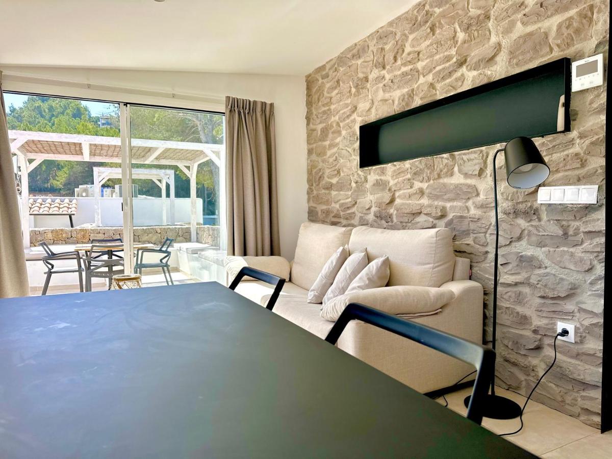 Cala Vadella Beachwalk Suites - Housity