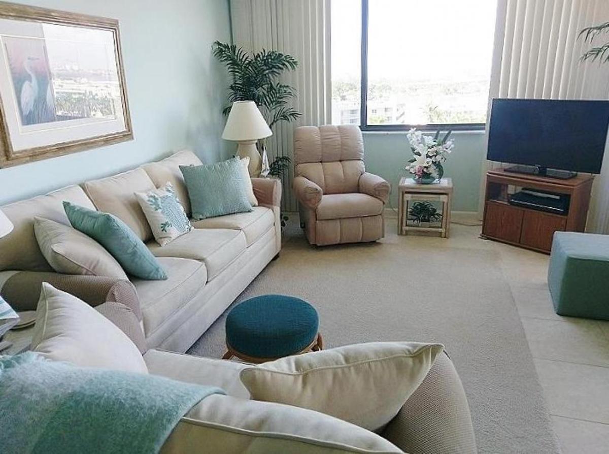 Bahia Experience Isla del Sol from New Heights - Housity
