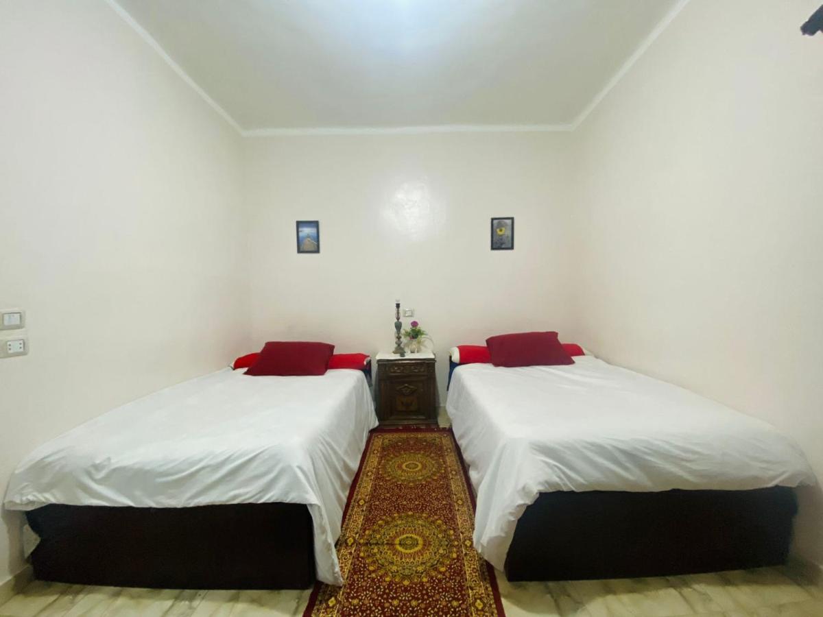 Pyramids view apartment - Housity