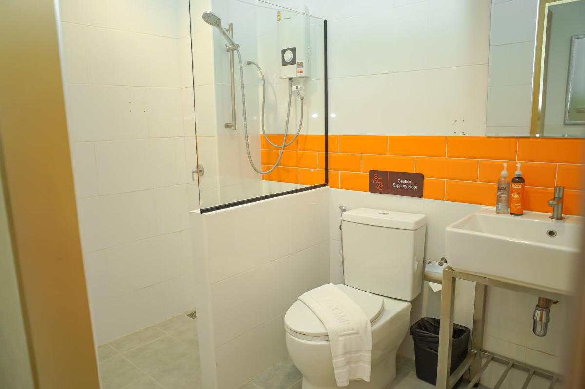 7 Days Premium Hotel Don Meaung Airport - Housity