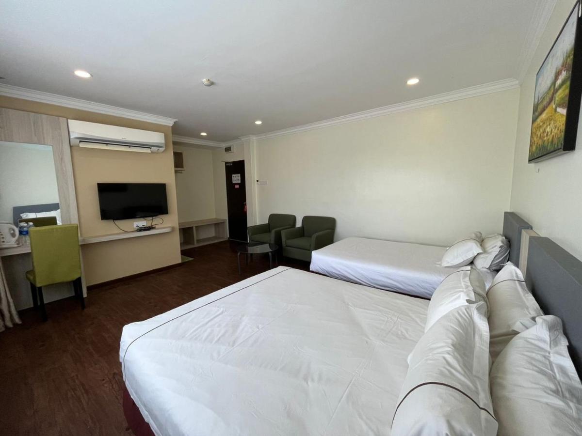 Angsoka Hotel - Housity