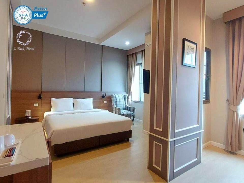 J Park Hotel - SHA Extra Plus - Housity