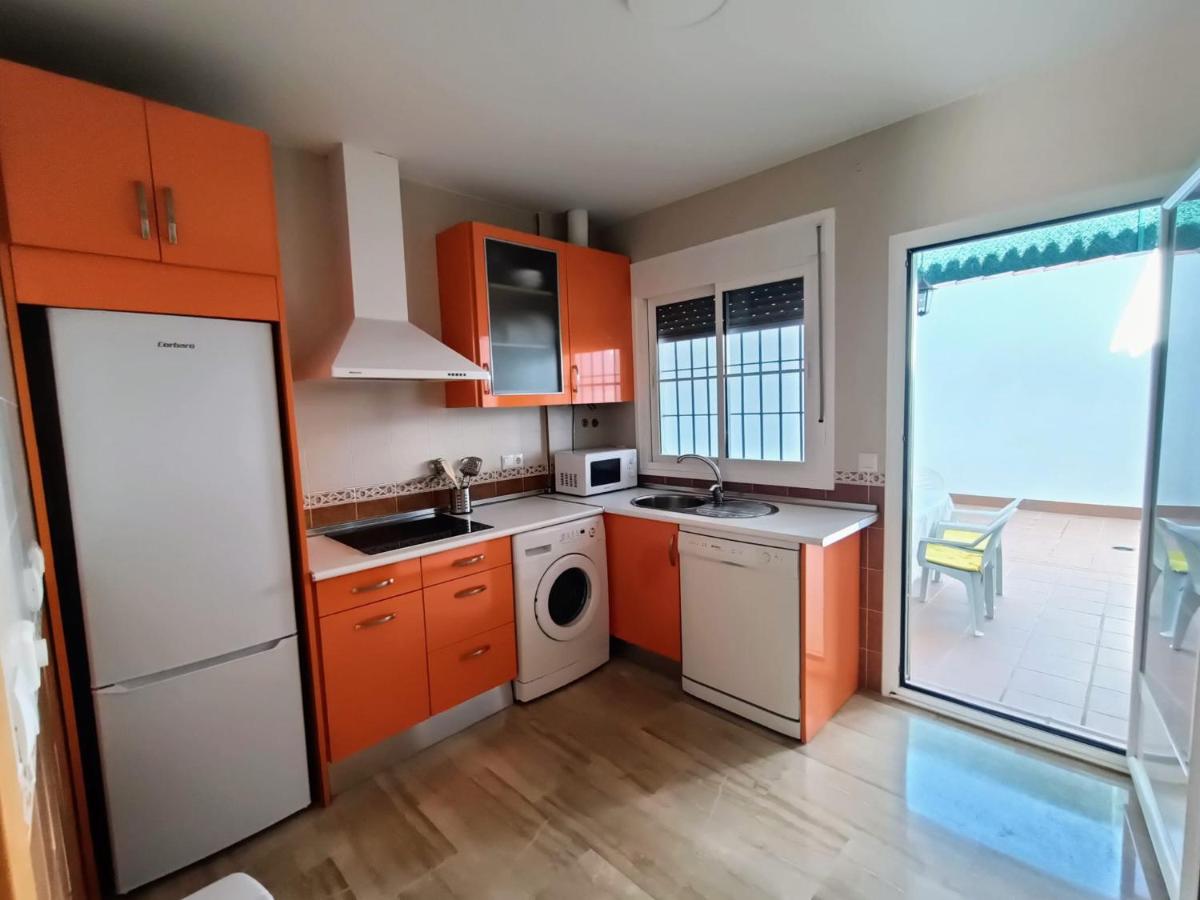 COSTA EL CASTILLO Apartamento con WIFI - Housity
