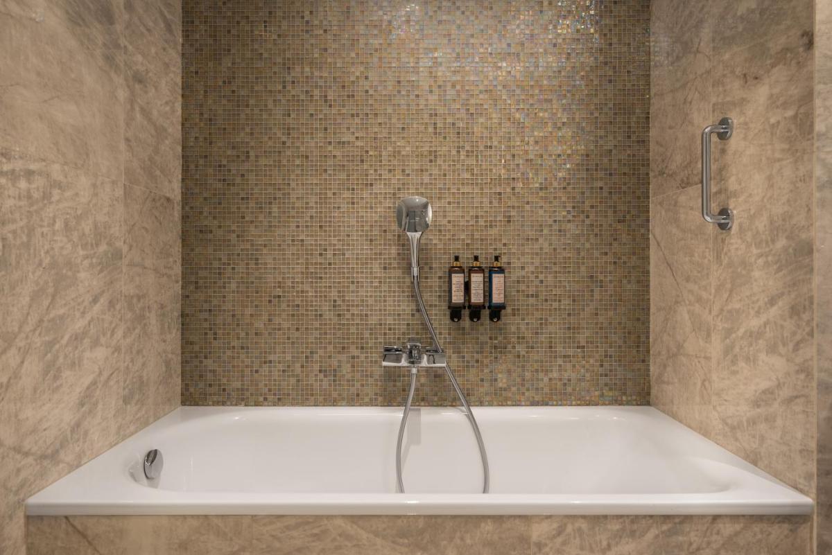 Un baño de Áurea Casa Palacio Sagasta by Eurostars Hotel Company
