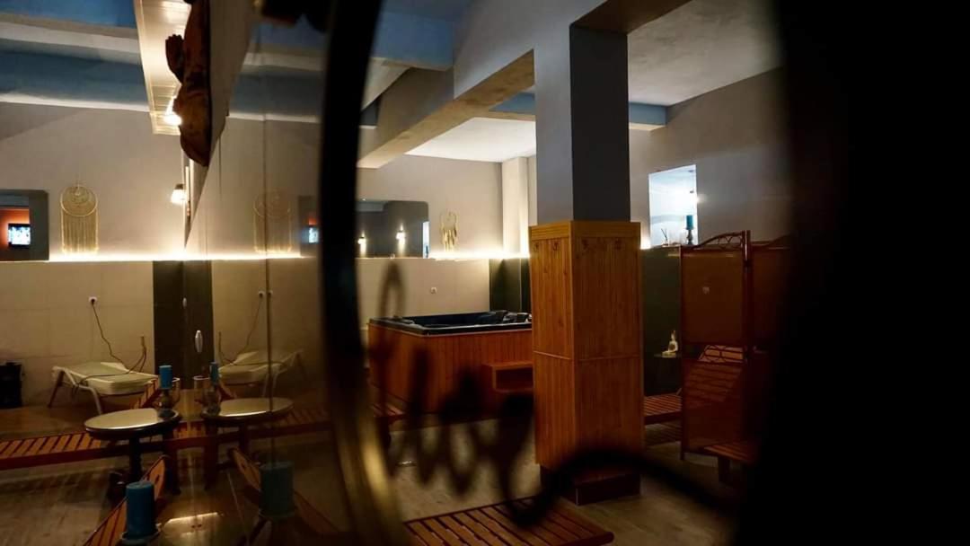 Imperial Golden Ray Resort by UTM - Housity