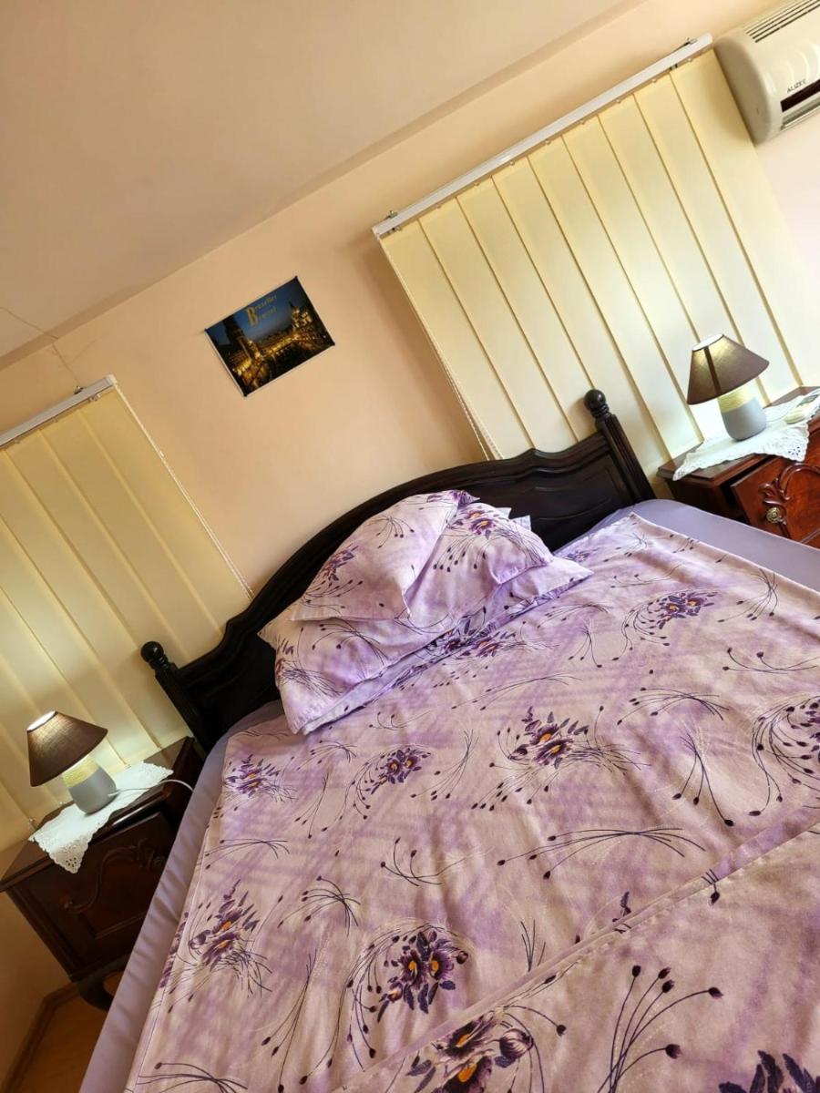 Mirror Apartment - Housity