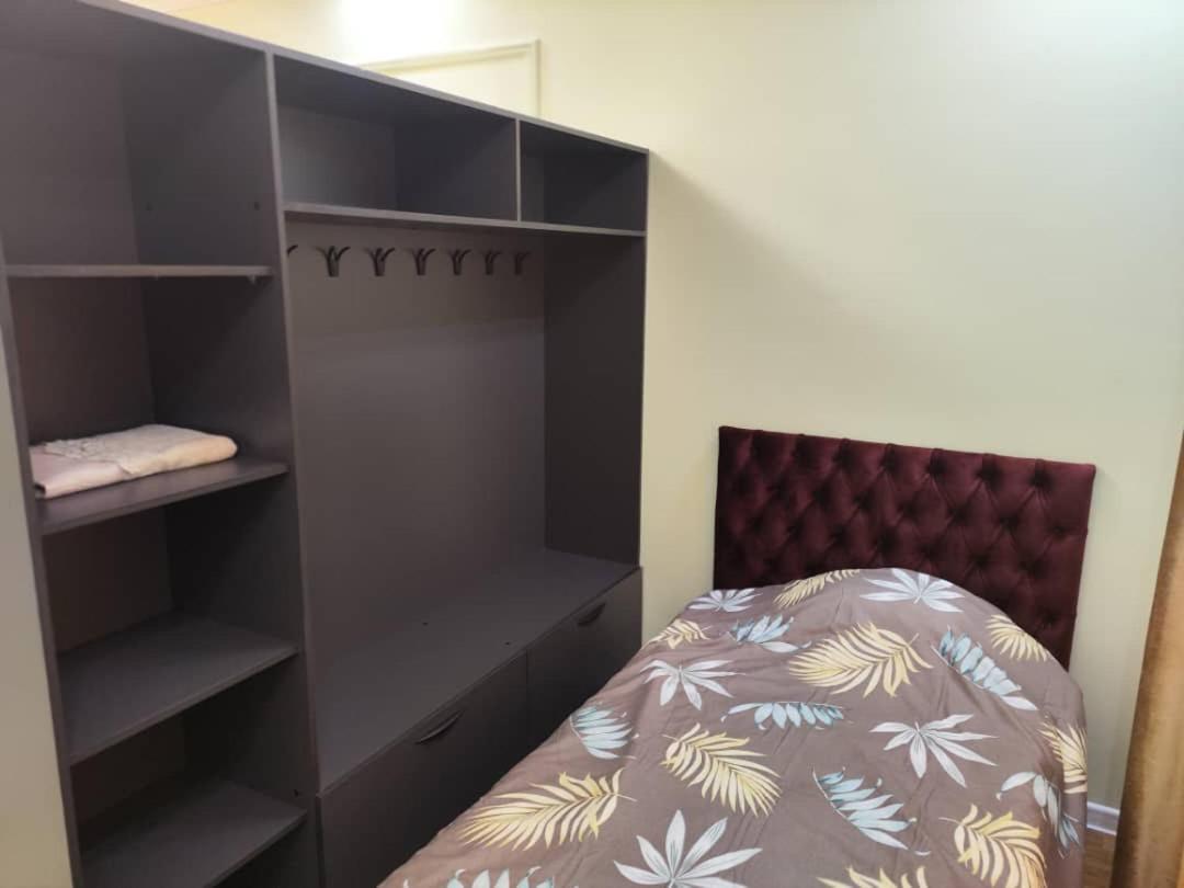 Golden Apartments - Housity