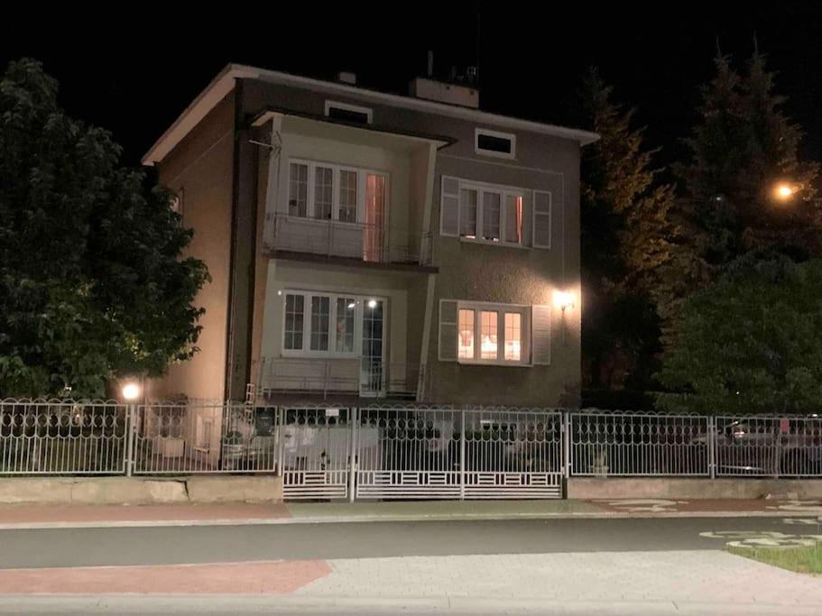 Dom Rodzinny Rever Grand - Housity