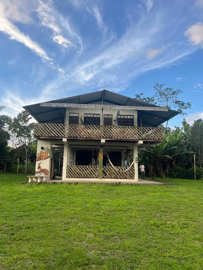Sacha - Housity