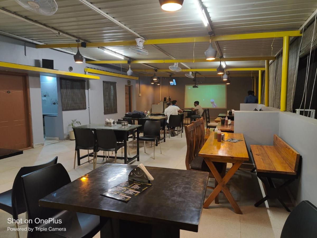 Pristine Inn Manyata - Housity