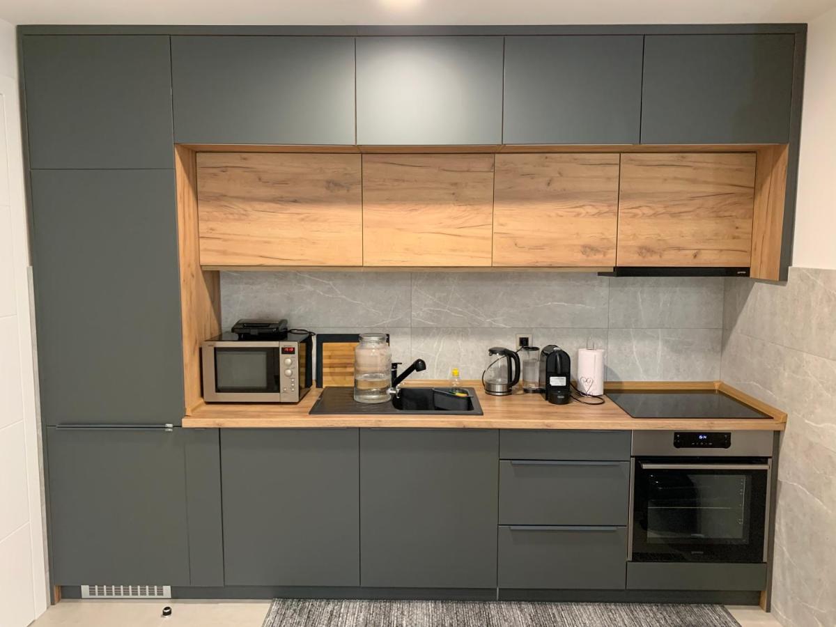 Park Lake Suite - Housity