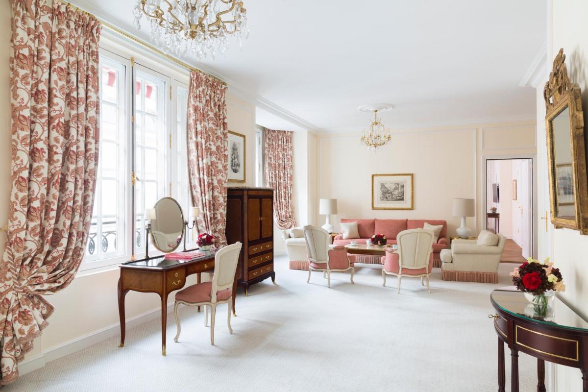 Coin salon dans l'établissement Le Bristol Paris, Oetker Hotels