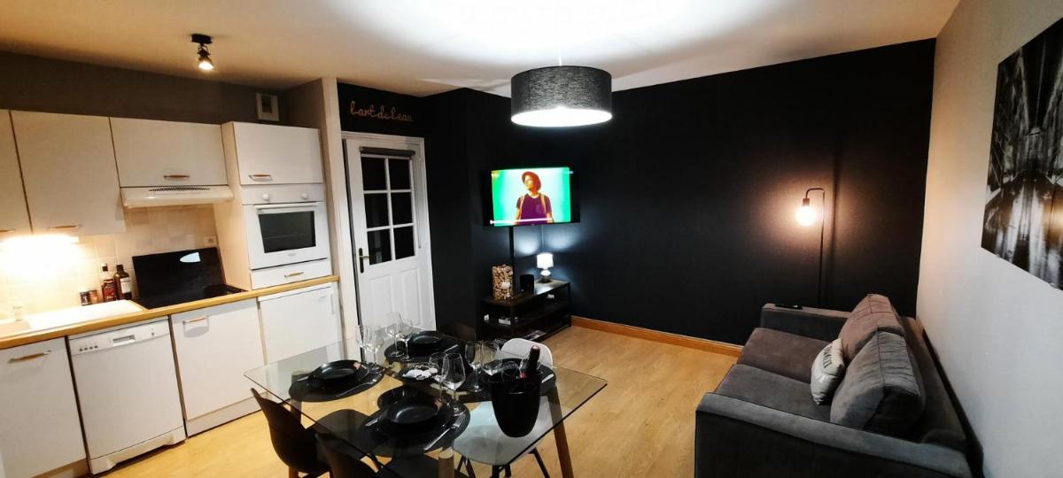 L'art de l'eau PLage ,Studio en résidence privée. - Housity