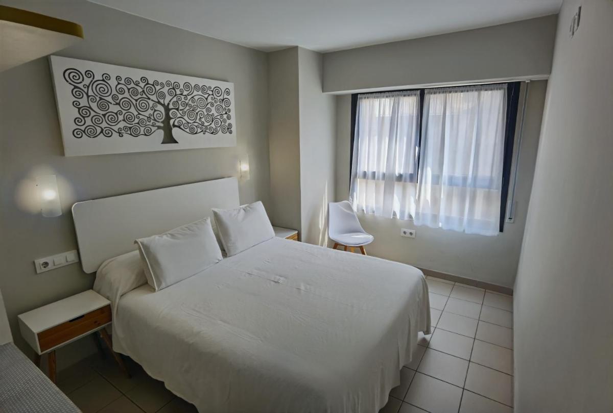 HOSTAL RIGAU - Housity