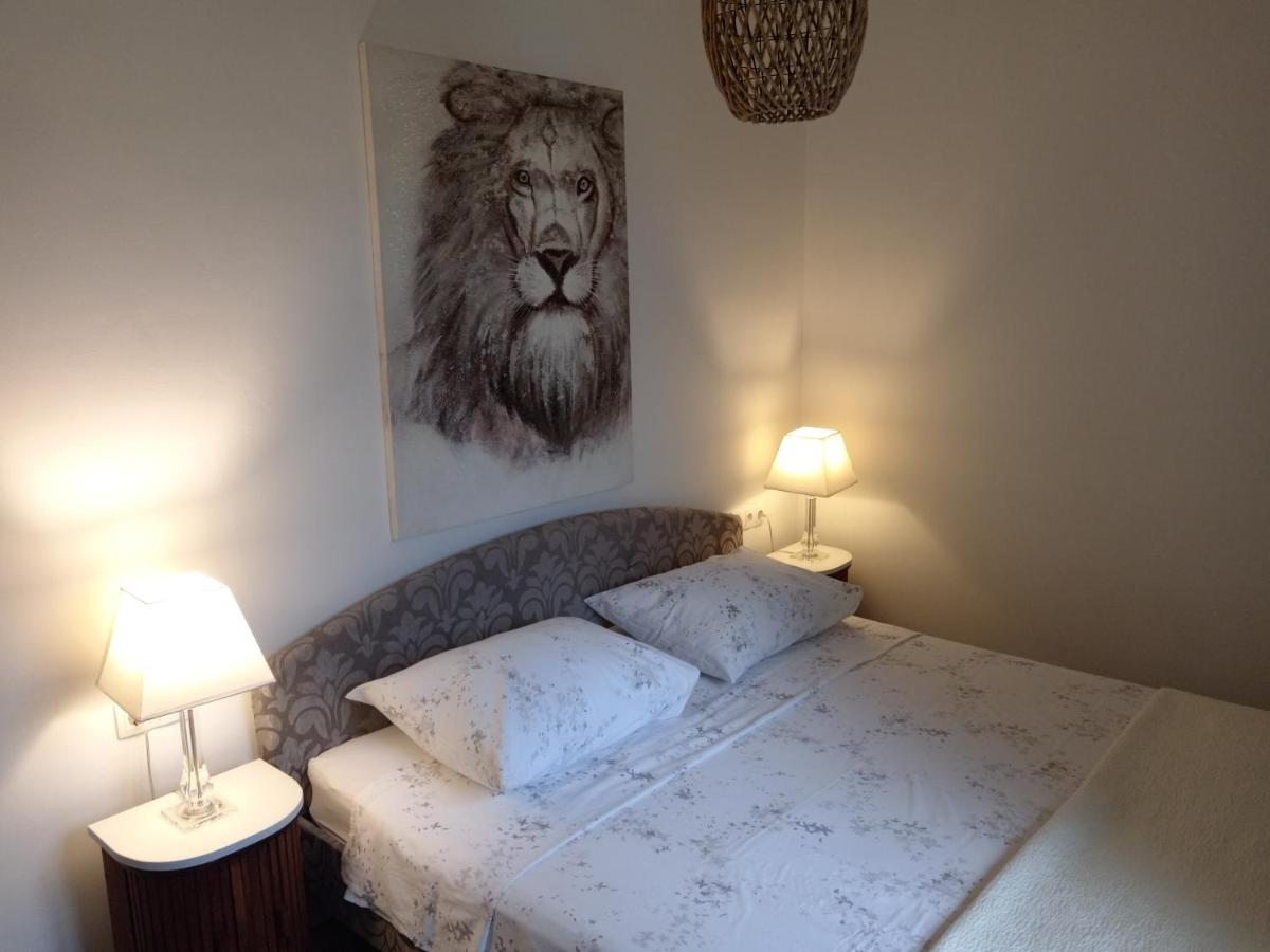 Seaview Holiday Apartments, Ventura Nin - Housity