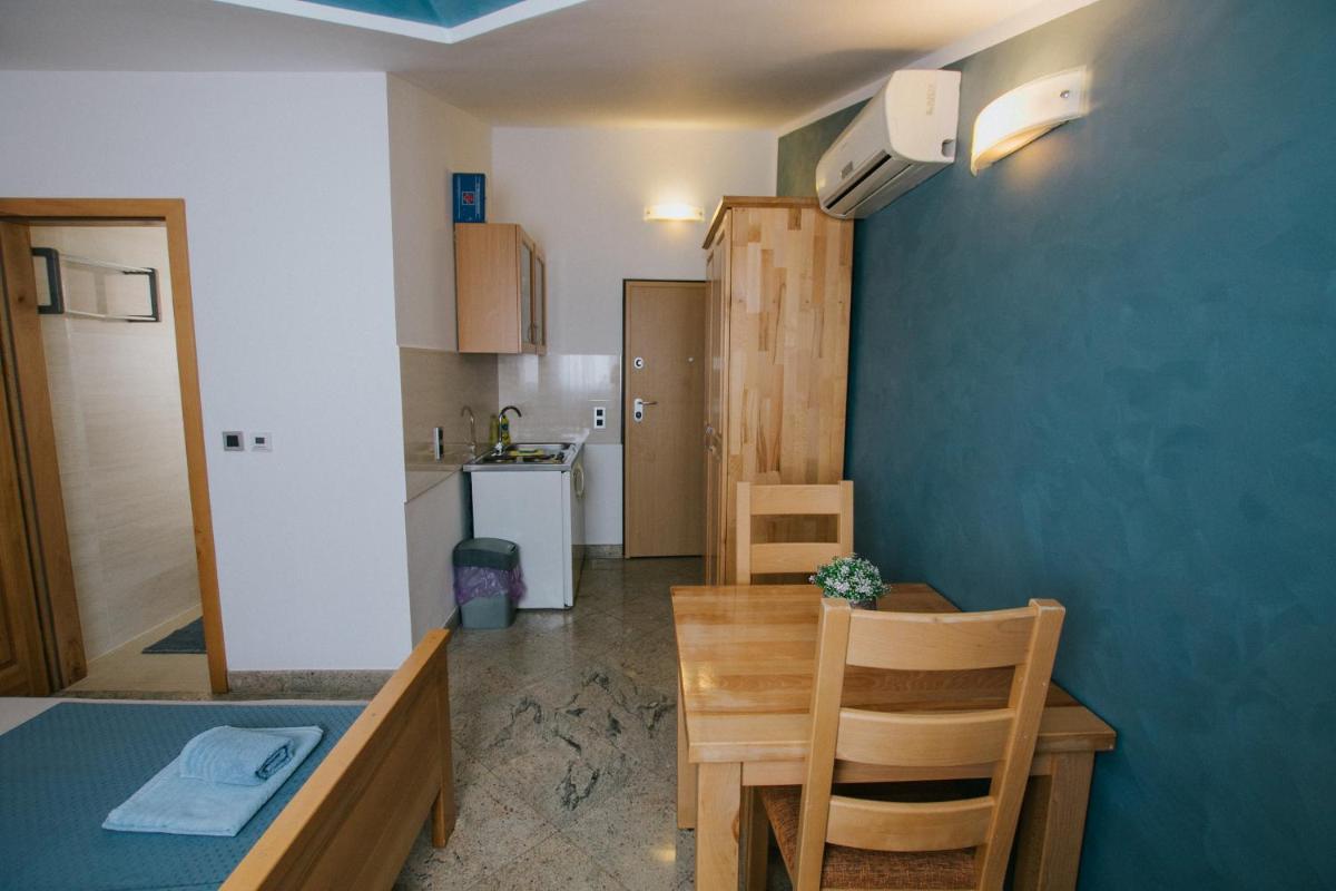 BLUE SEA HOUSE - Hizvo