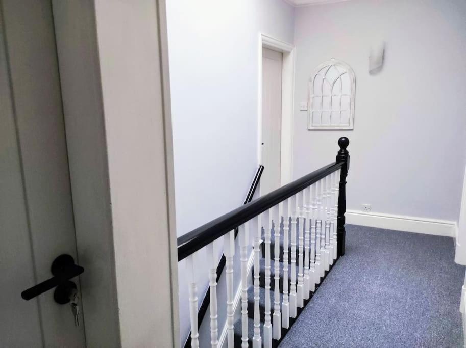 Atrium House - Housity