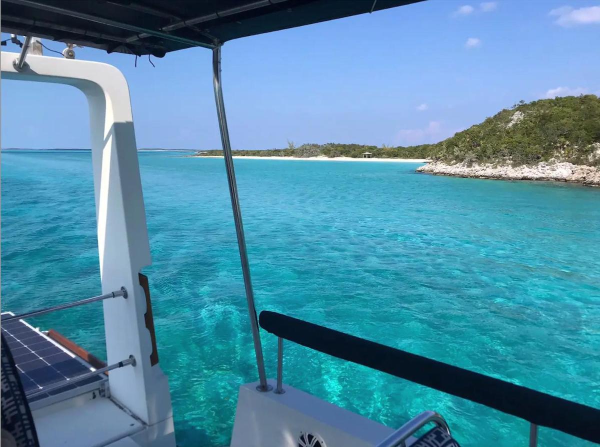 Boat Trip Adventure in Florida - Housity