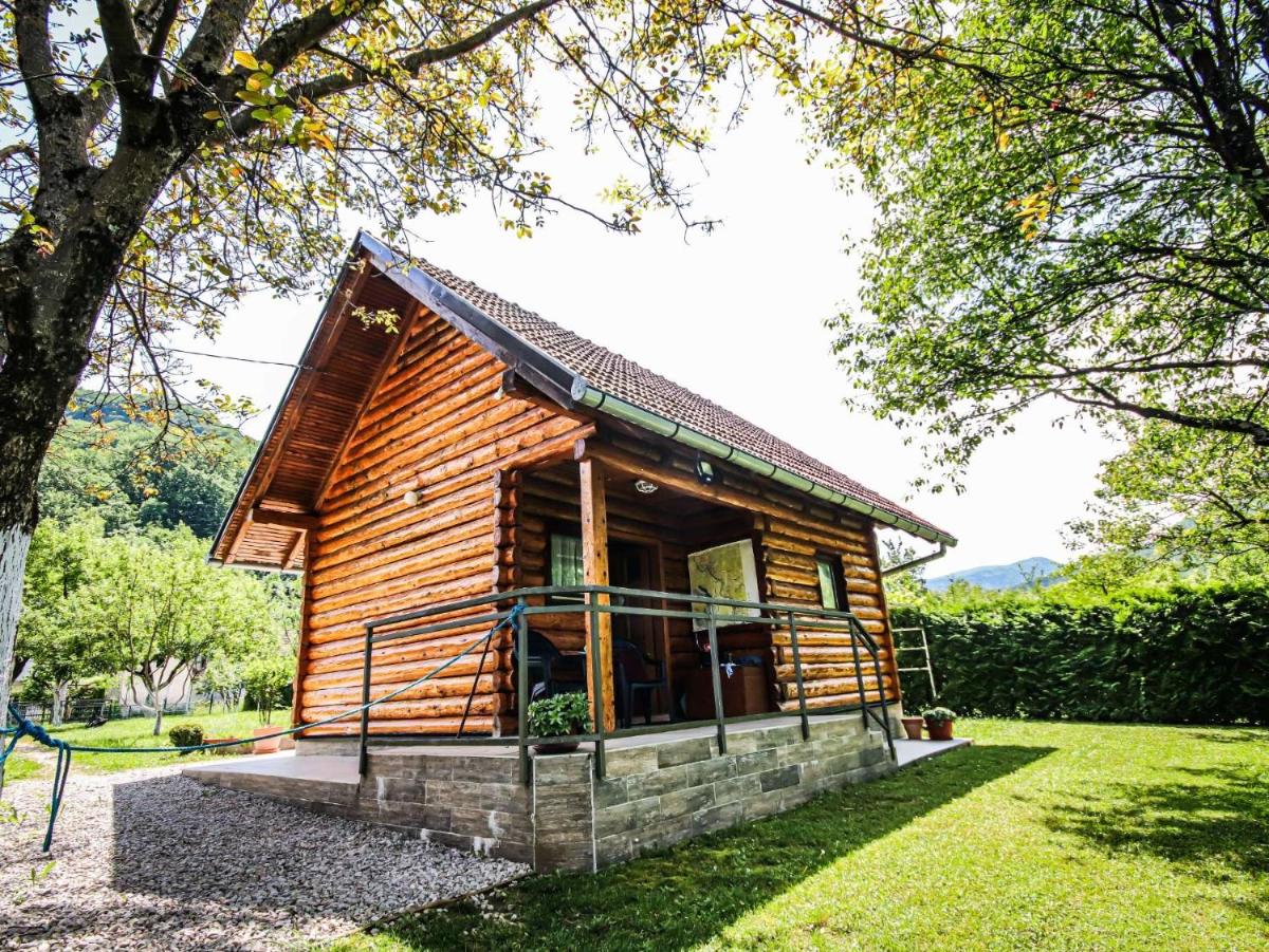 Home Eden Dobrenica - Housity