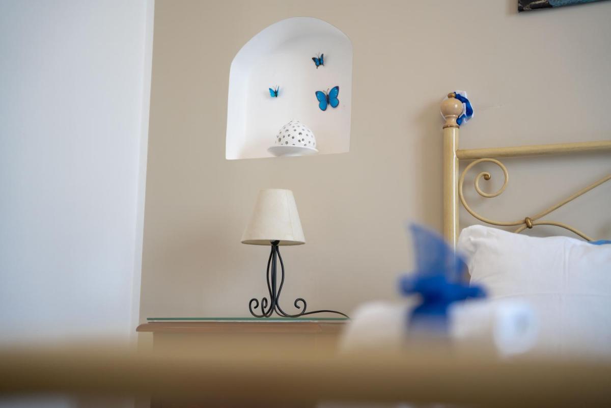 ANTONIA JESS 30 mt dal mare by GessicaHome - Housity
