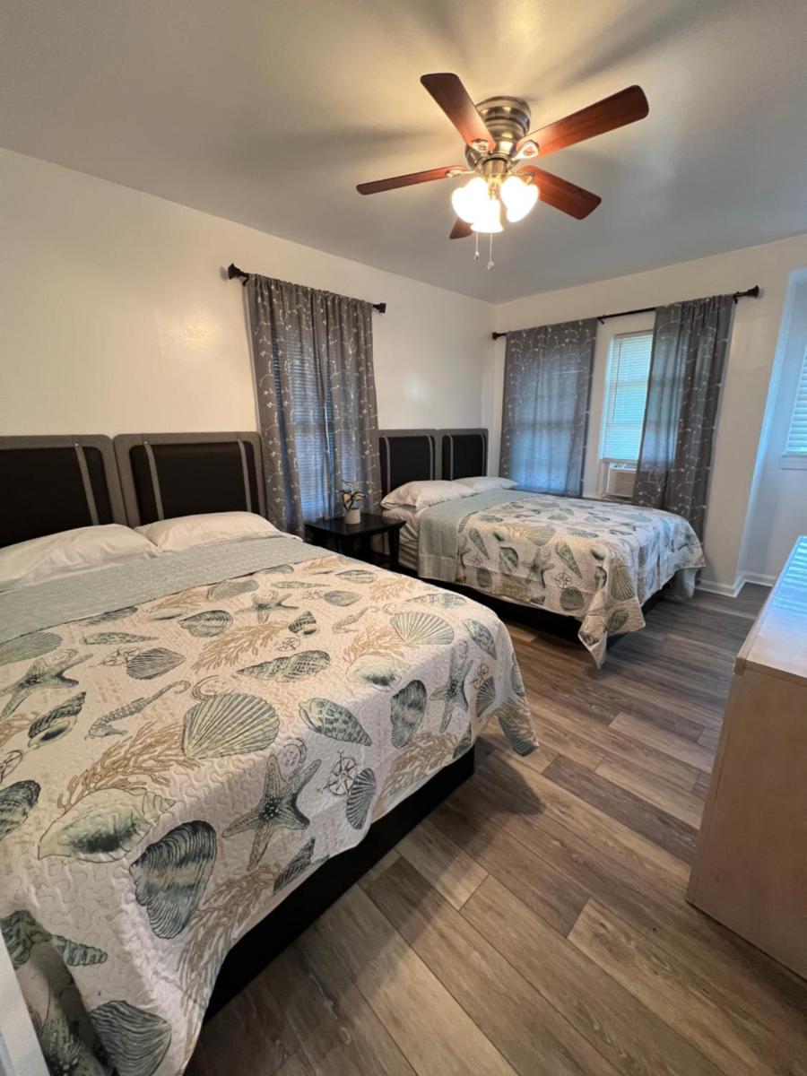 Crystal Sands Apartments - Housity