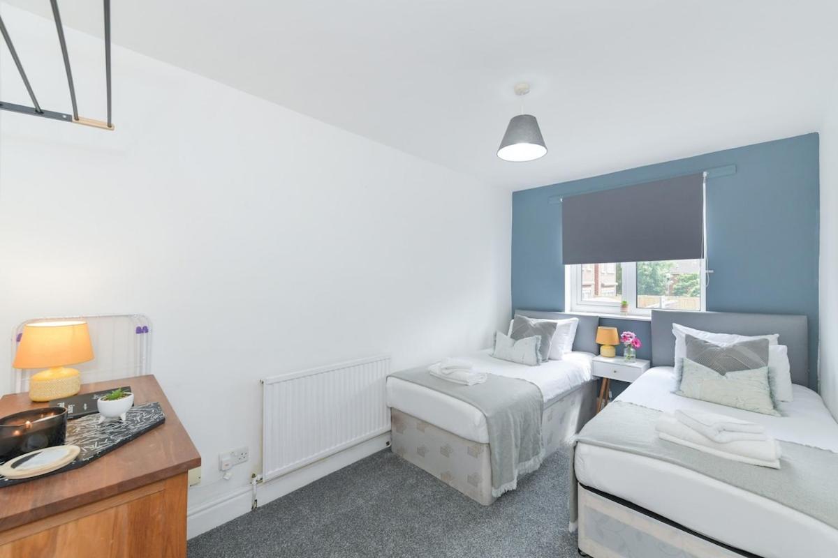 Lambley Court - Cozy Break In Notthingham - Housity