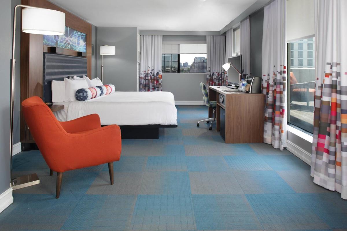 Aloft Nashville West End - Housity