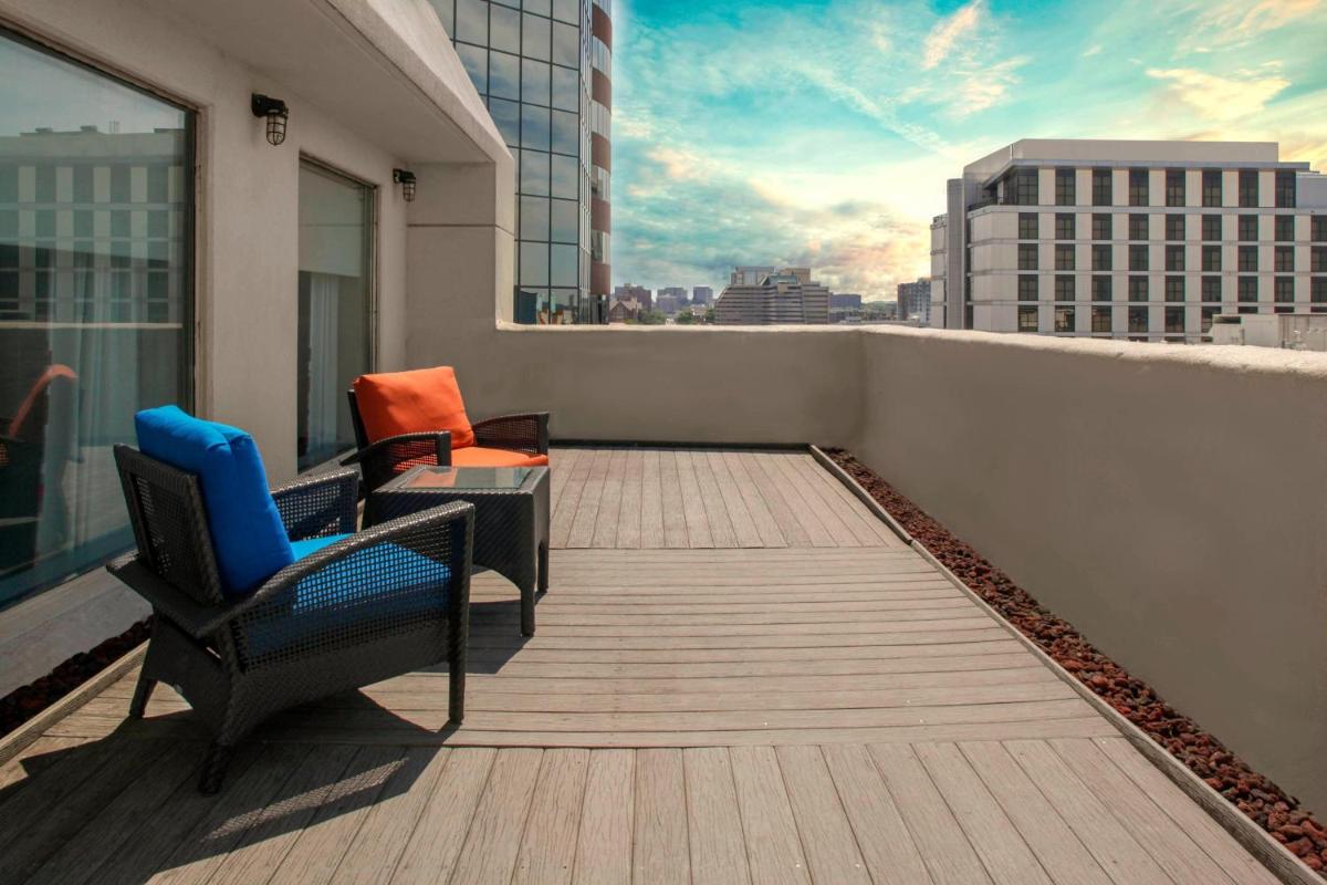 Aloft Nashville West End - Housity