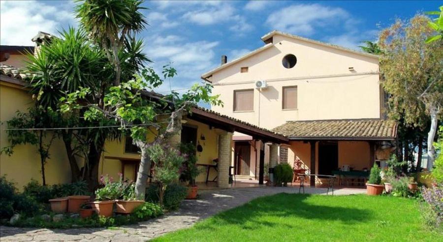 Casa della Ventricina - Housity
