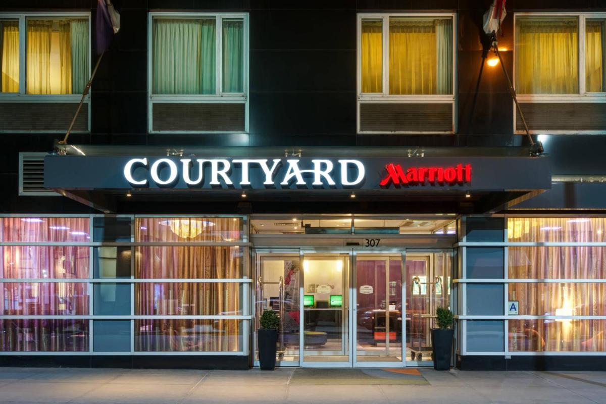 Courtyard by Marriott Times Square West - Housity