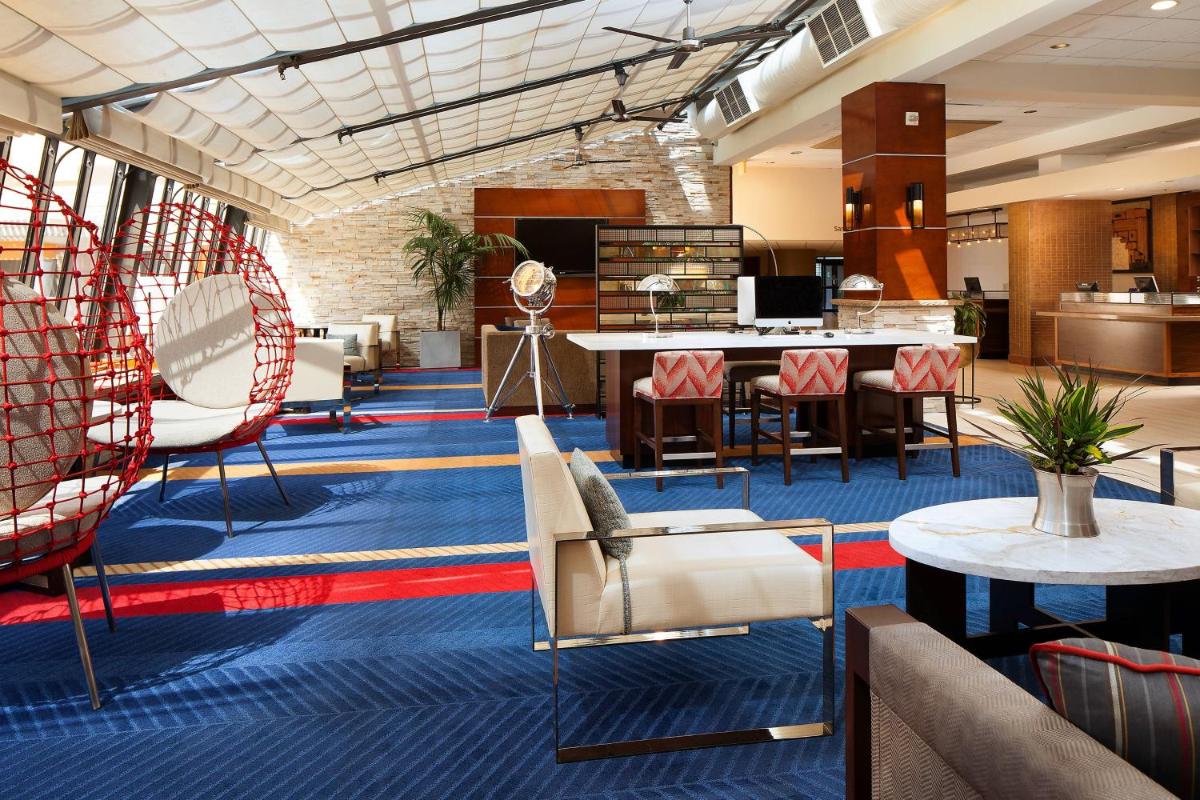 Suitetrails - Four Points by Sheraton Los Angeles International Airport