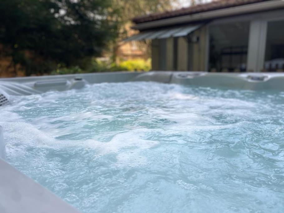 Maison avec jardin et jacuzzi proche Polytechnique - Housity