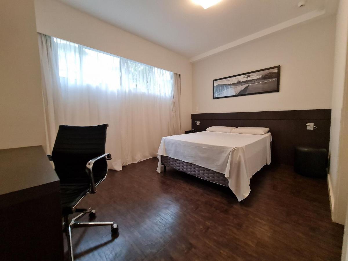 Flat em Frente à Lagoa da Pampulha e Piscina - Housity