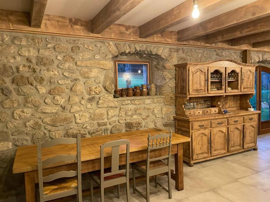 Les Murmures du Moulin - Housity